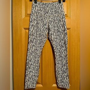 Move Theology Leggings